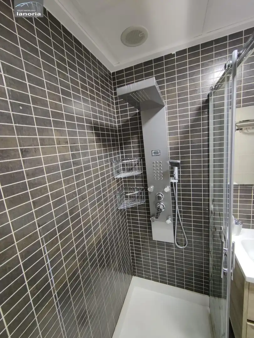 Baño de Casa adosada en venta en Albacete con Aire acondicionado, Calefacción y Terraza