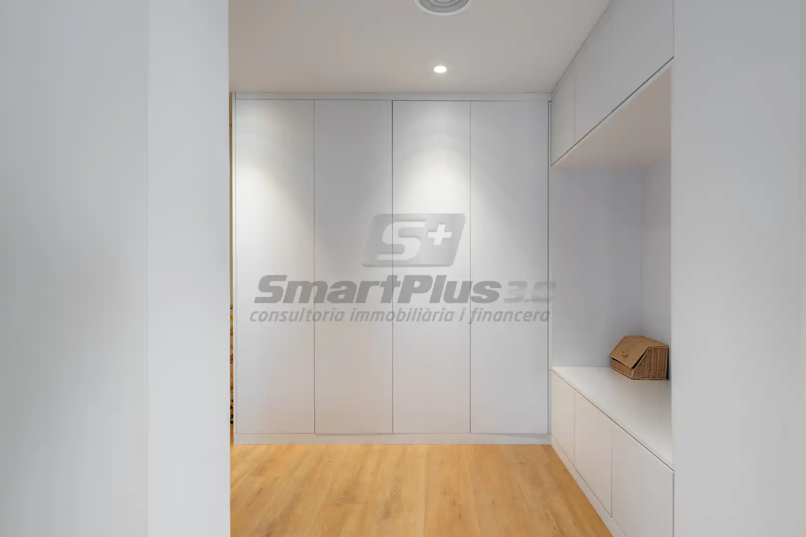Habitación de Ático en venta en Barcelona con Aire acondicionado, Calefacción y Parquet