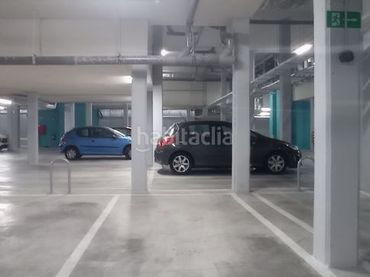 Individual to rent in Avenida de Praga 1