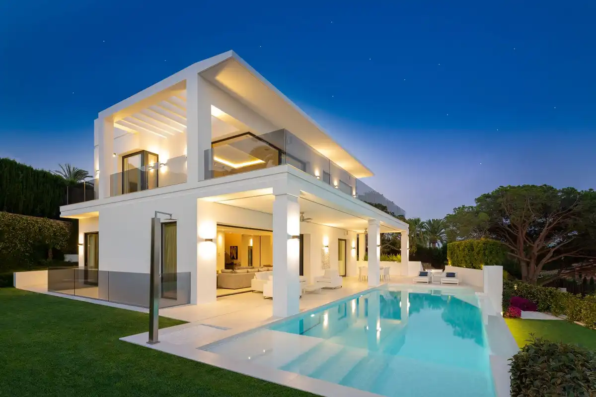 Piscina de Casa o xalet en venda en Marbella amb Jardí privat, Terrassa i Piscina