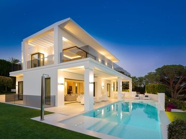 Chalet con piscina en venta en Marbella Centro