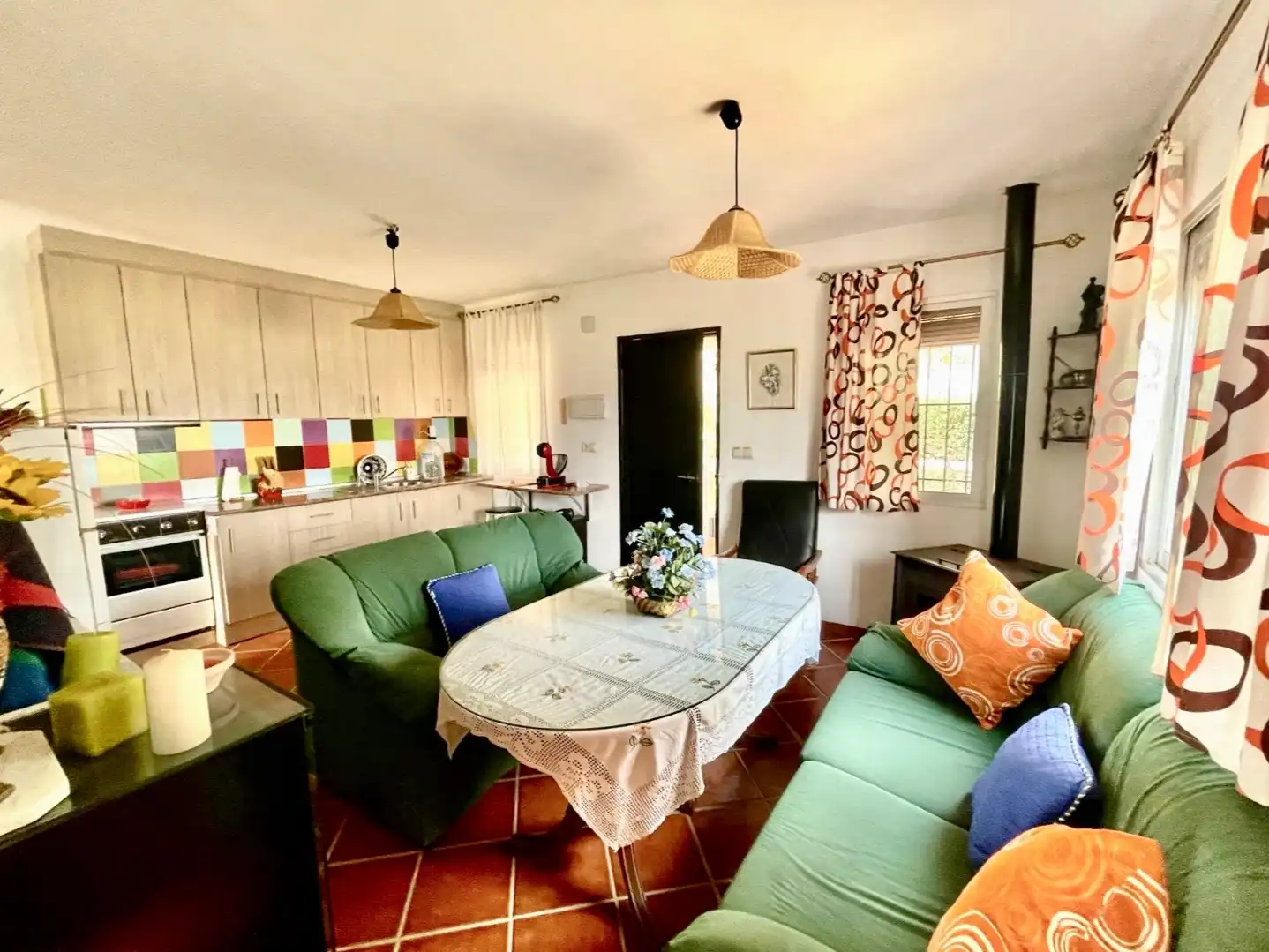 Sala d'estar de Finca rústica en venda en Huelma, Jaén
