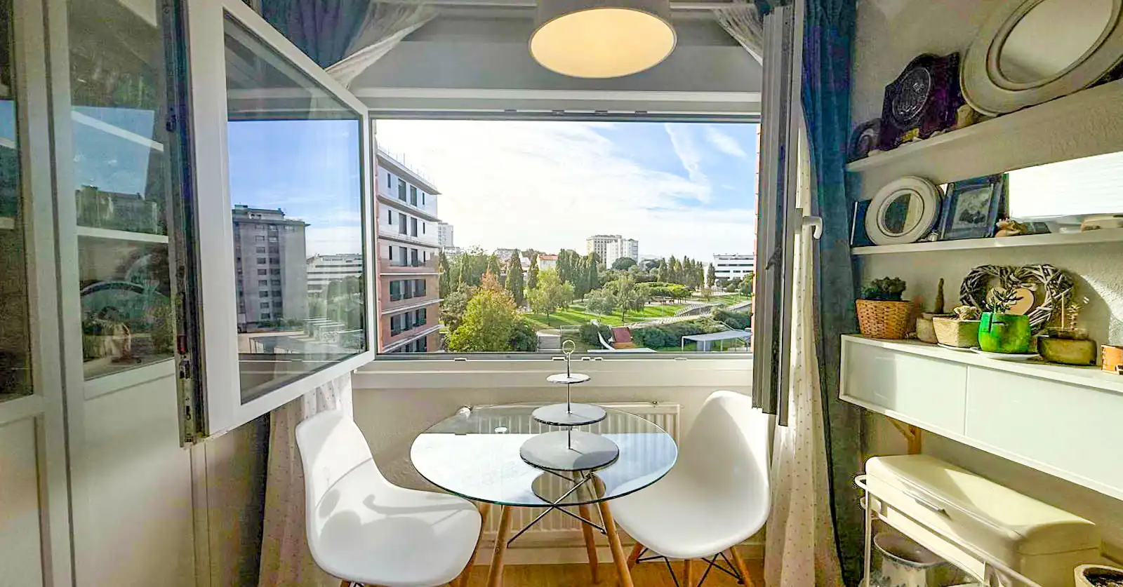 Terraza de Estudio en venta en Vigo  con Calefacción, Horno y Lavadora