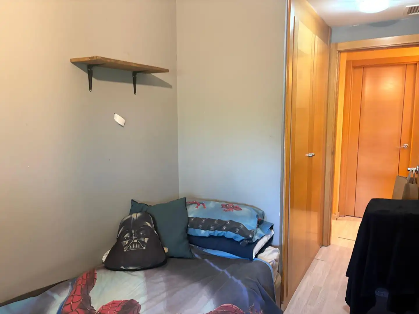Schlafzimmer von Dachboden zum Verkauf in Yebes mit Klimaanlage, Heizung und Terrasse