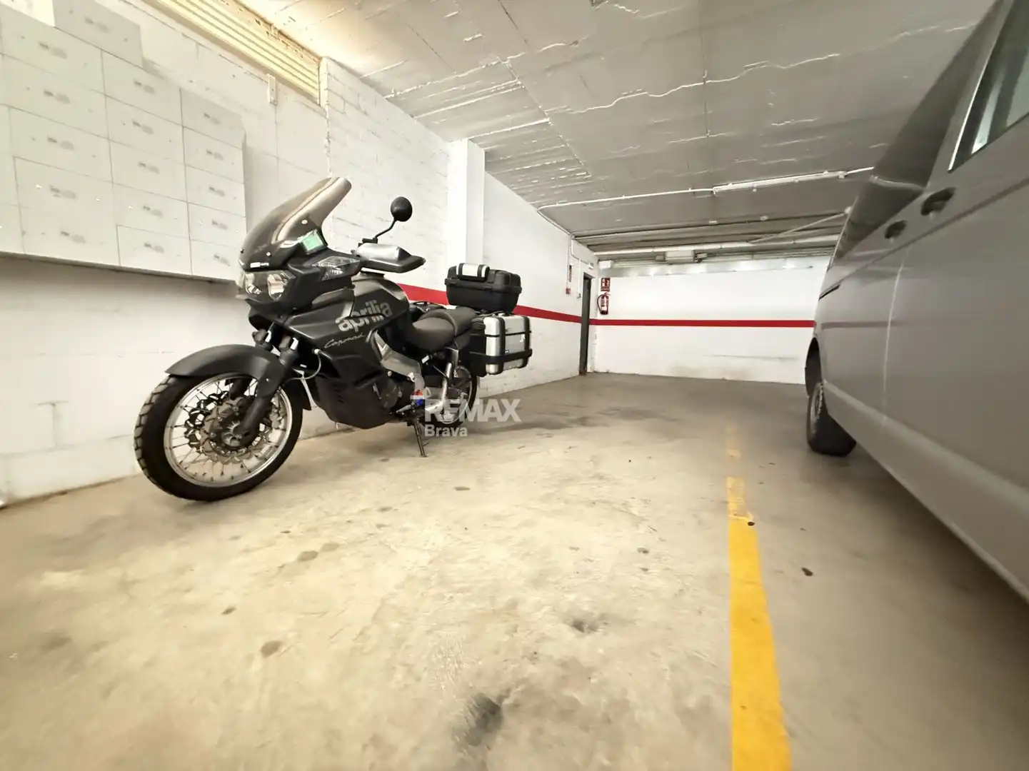 Parking of Flat for sale in La Jonquera  with Parquet flooring, Storage room and Furnished