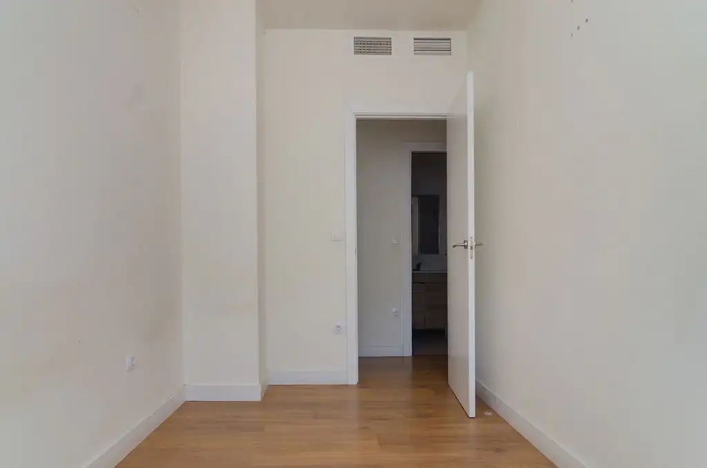 Piso en venta en C/ Dr Santiago Ramón y Cajal, Puertas del sur - Guadabajaque