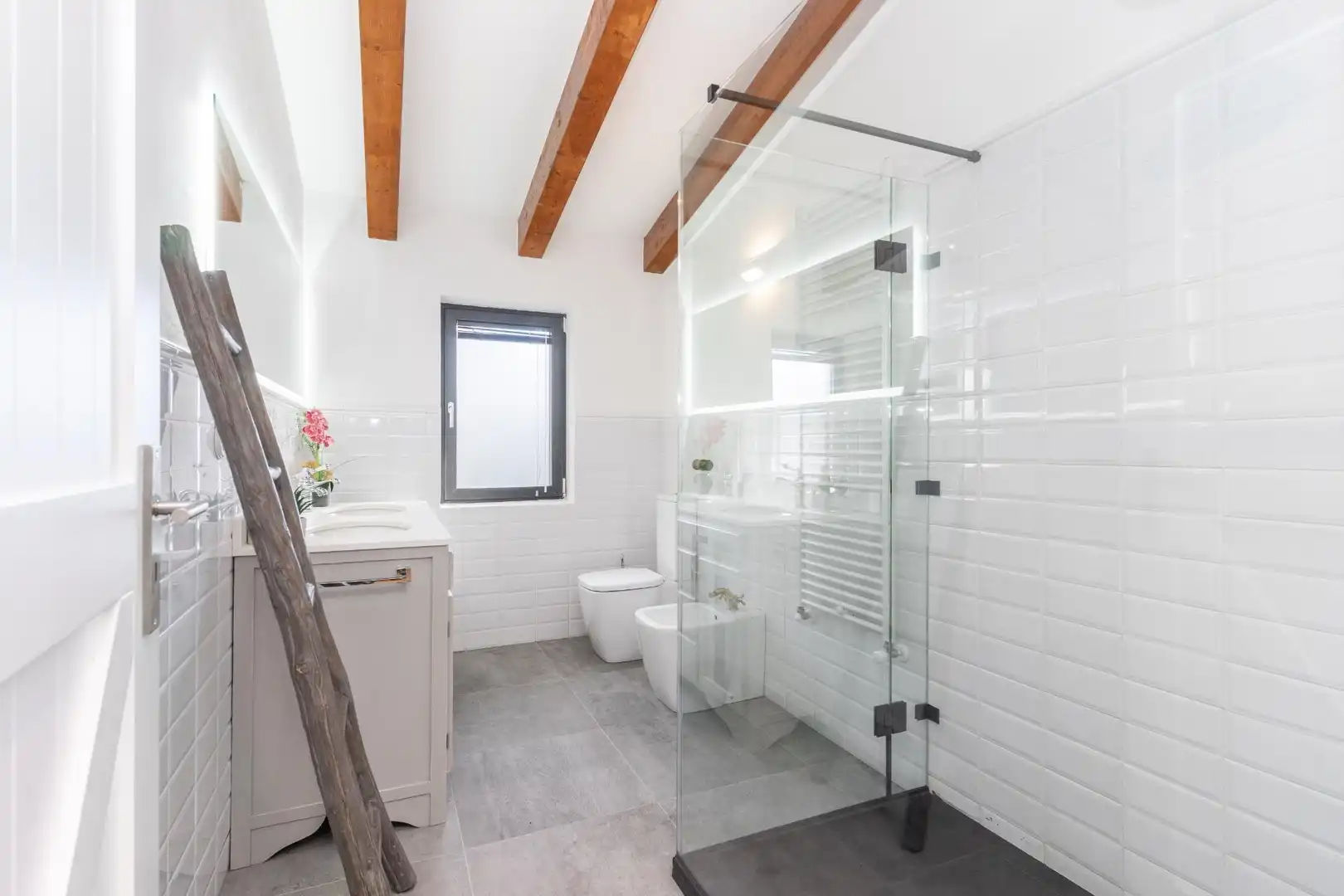 Baño de Casa o chalet en venta en Lugo con Calefacción, Jardín privado y Jacuzzi