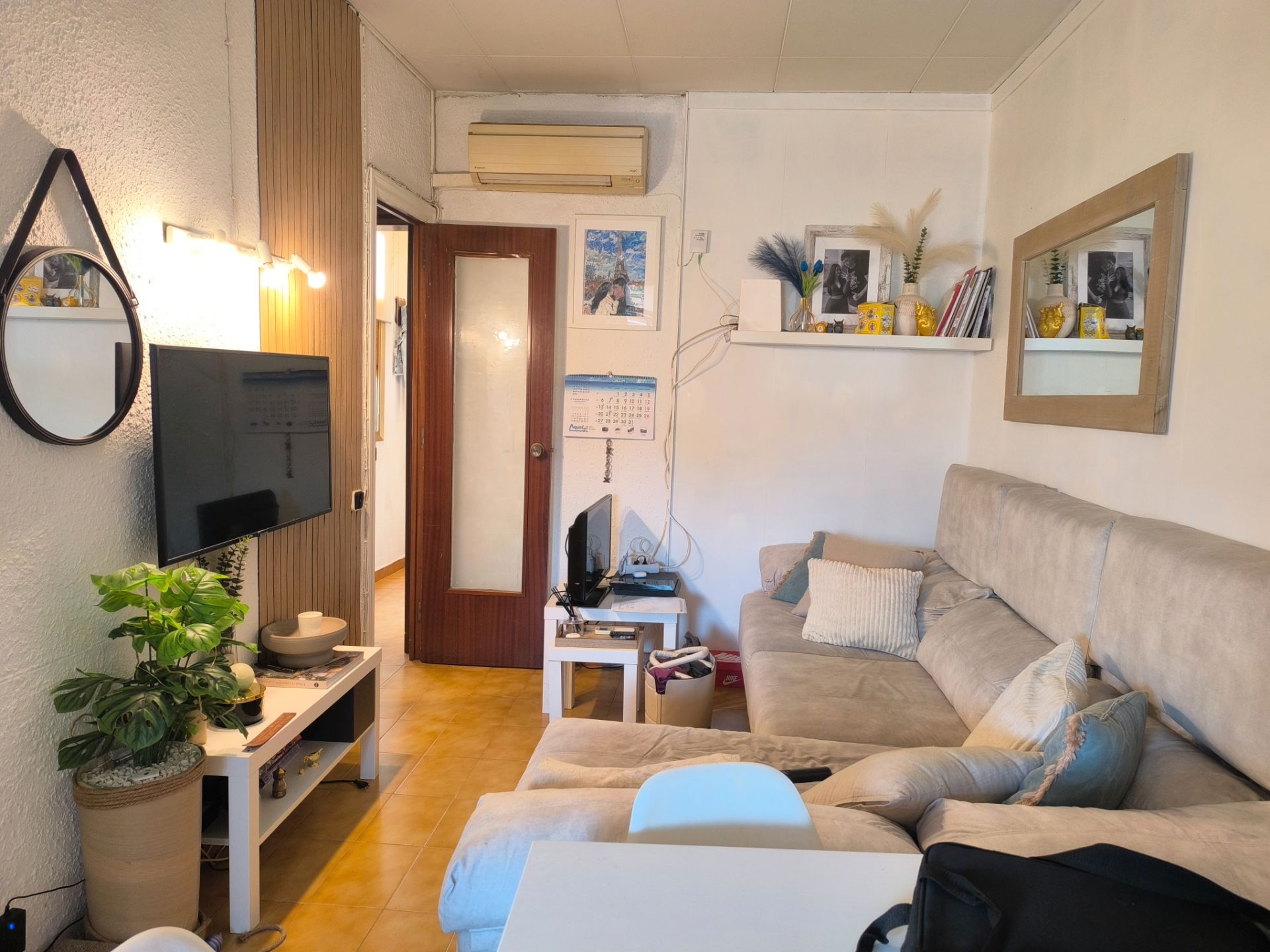 Living room of Flat for sale in  Barcelona Capital