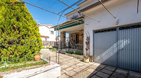 Foto 2 de Casa adosada en venta en Calle Rio Guadalquivir, Villamanta, Madrid