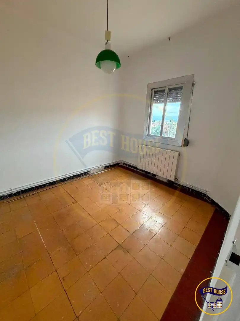 Bedroom of Flat for sale in Cuenca  with Heating and Balcony