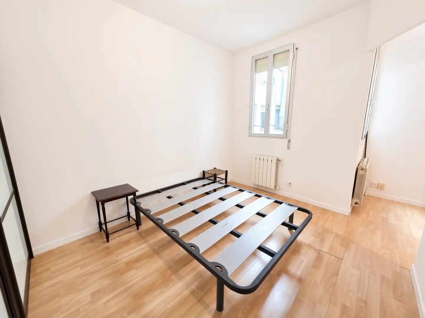 Bedroom of Flat for sale in Madrid  with Air Conditioner, Heating and Washing machine
