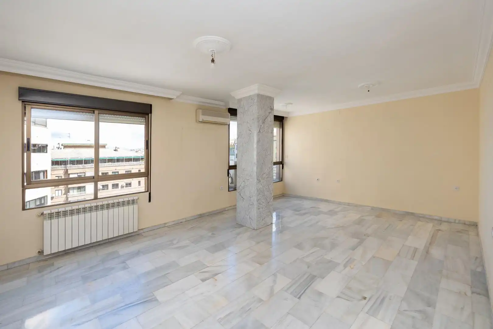 Flat with lift for sale in CAMINO DE RONDA 101, imagen 3