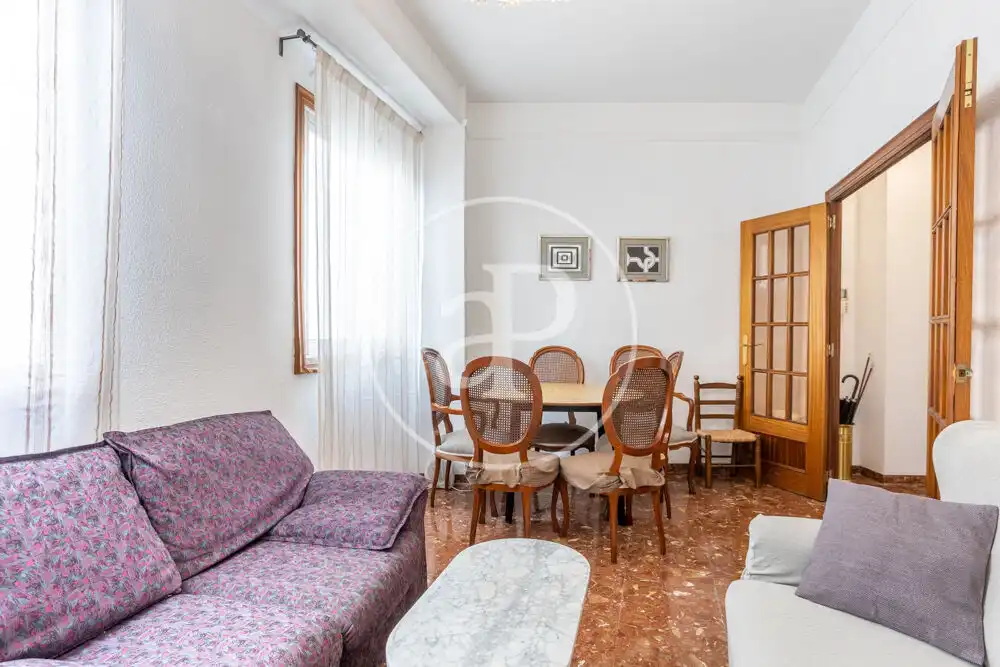 Sala d'estar de Pis de lloguer en Valencia amb Aire condicionat, Calefacció i Moblat