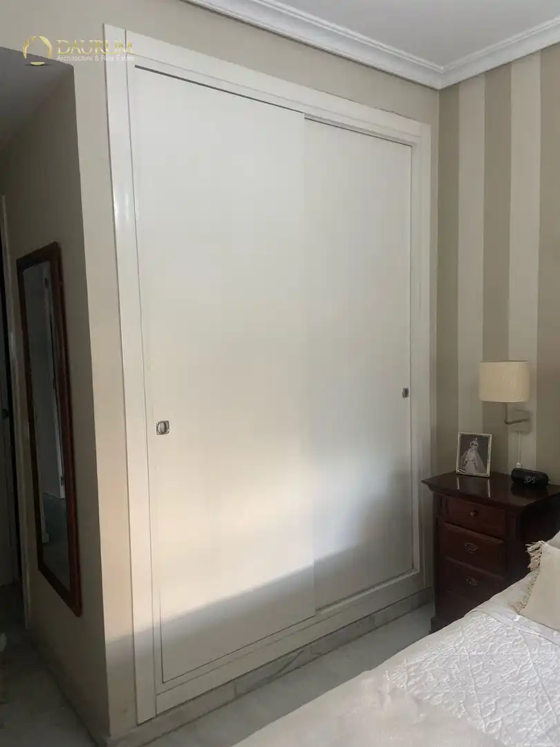 Bedroom of Flat for sale in Sevilla  with Air Conditioner, Heating and Terrace