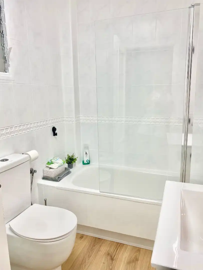 Bathroom of Apartments for rent in Murcia  with Air Conditioner, Furnished and Washing machine