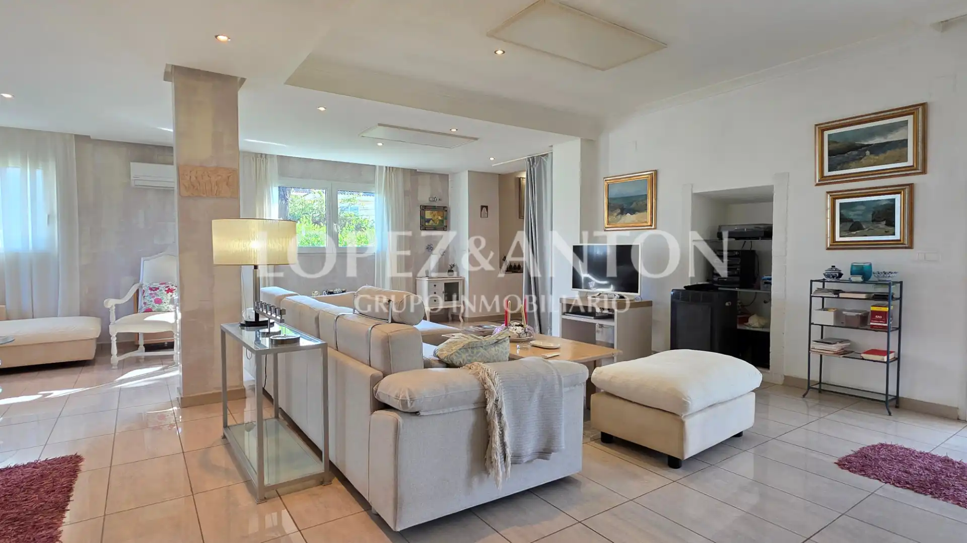 Living room of Houses for sale in L'Eliana  with Air Conditioner, Private garden and Terrace