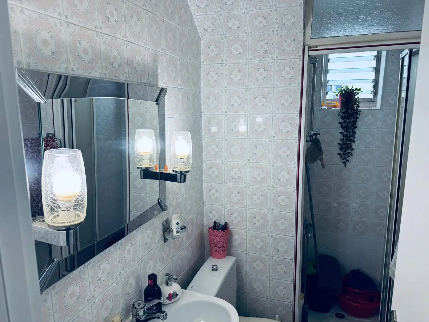 Baño de Piso en venta en Cerro - Amate