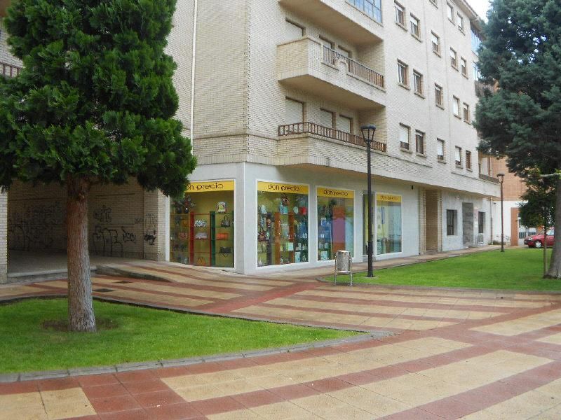 Local de lloguer a CL ESCRITORA JOSEFINA RODRIGUEZ DE ALDECOA, La Robla