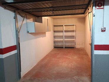 Einzelparkplatz mit Aufzug zur Miete in Casco Urbano