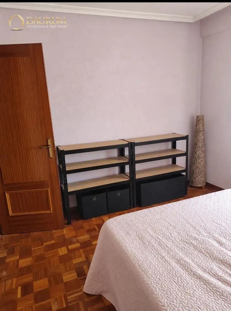 Piso con ascensor en venta en Fernando Diaz de Mendoza, imagen 6