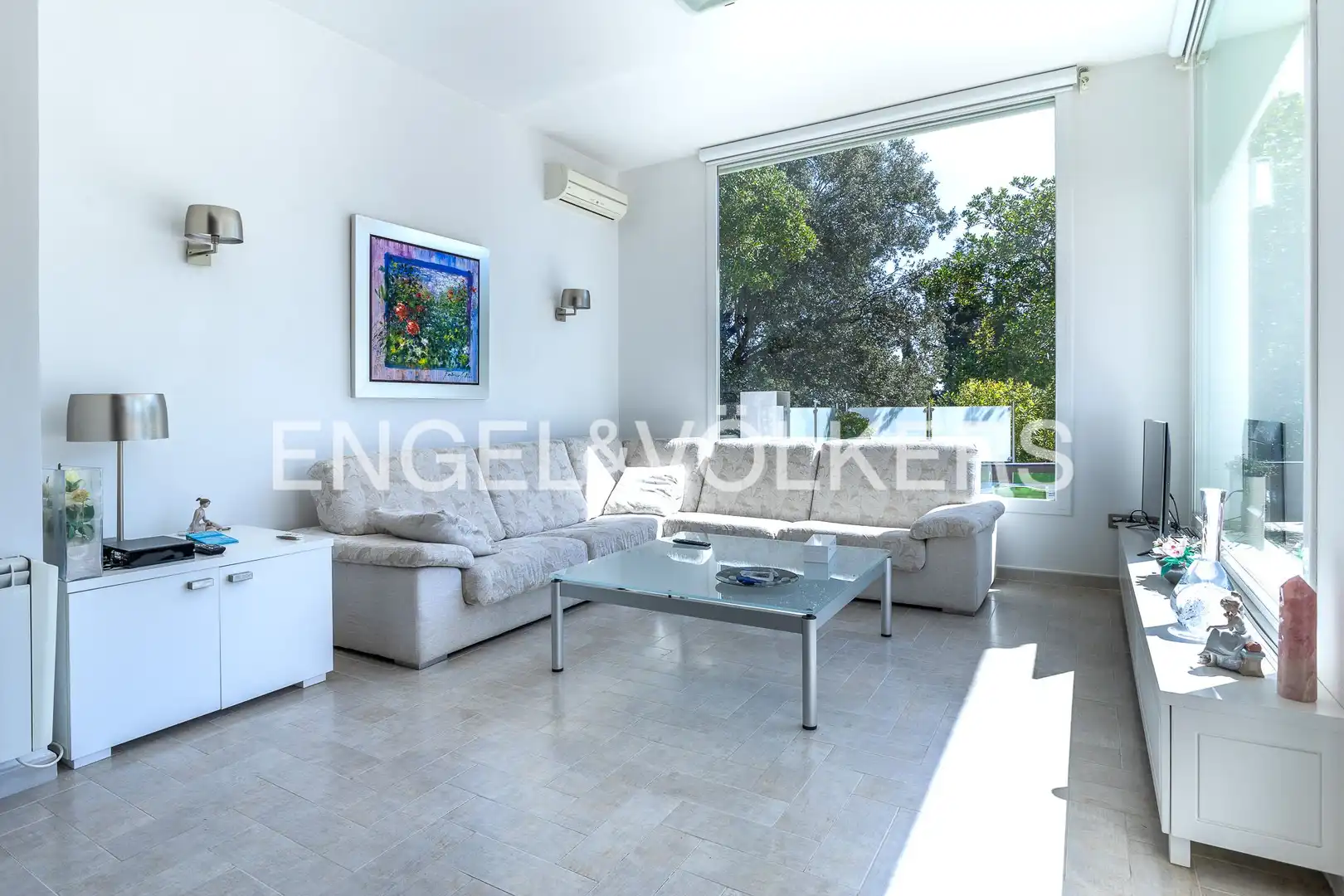 Sala d'estar de Casa o xalet en venda en Argentona amb Calefacció, Jardí privat i Terrassa