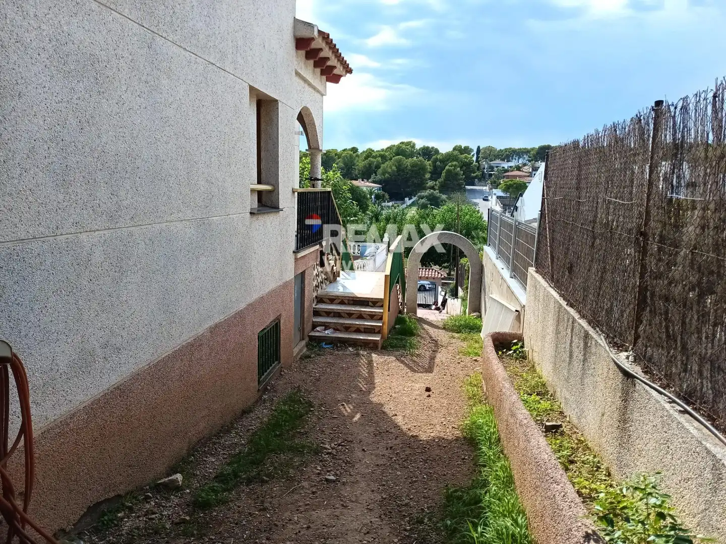 Vista exterior de Casa o xalet en venda en Cunit amb Calefacció