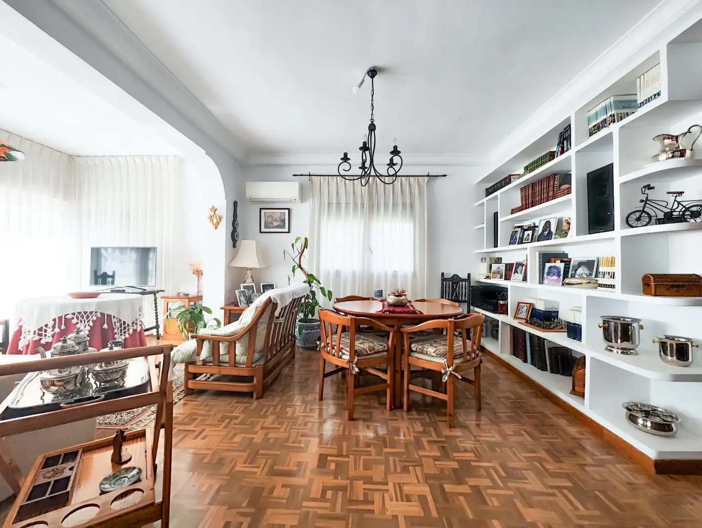 Living room of Houses for sale in Puertollano  with Air Conditioner, Heating and Private garden