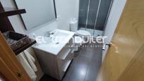 Bathroom of Flat to rent in  Madrid Capital  with Furnished and Washing machine
