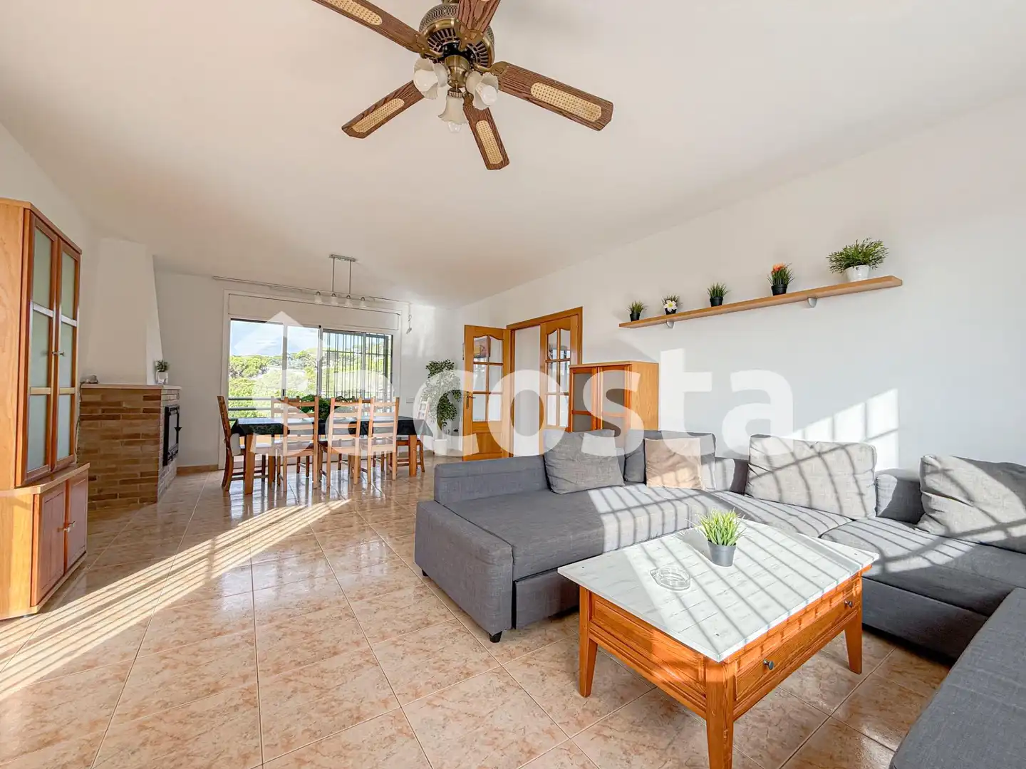 Sala de estar de Casa o chalet en venta en Lloret de Mar con Aire acondicionado, Calefacción y Jardín privado