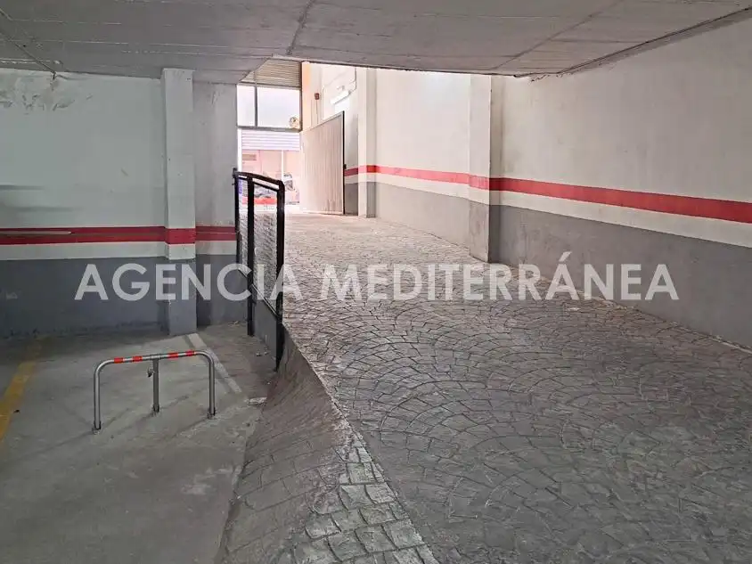 Garatge en venda a Calle LIRIO, El Grau
