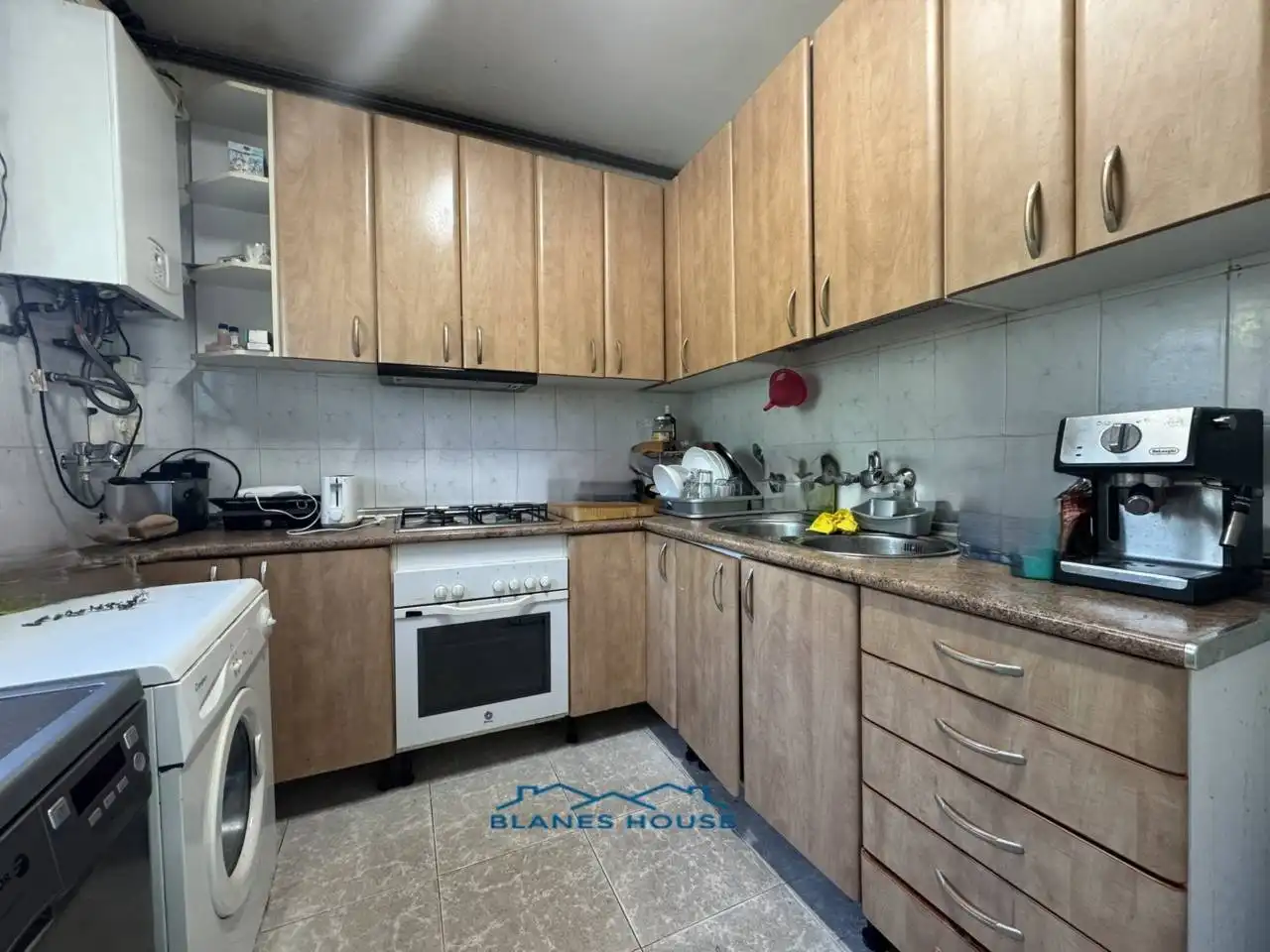 Casa con piscina en venta en Avenida Argimont 0, imagen 6
