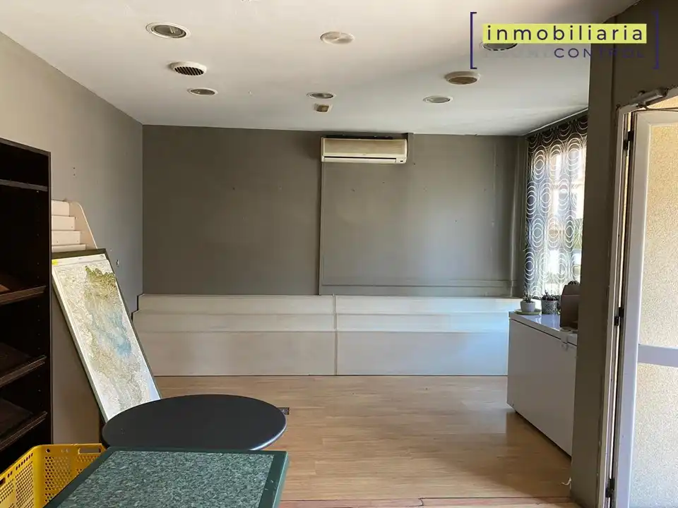 Local comercial de lloguer a Avenida Galo Ponte 54, imagen 19