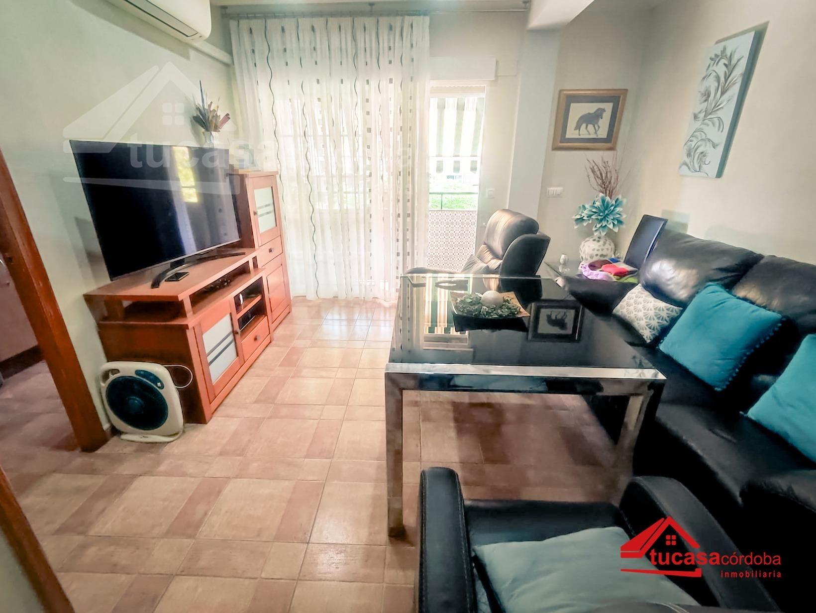 Sala d'estar de Pis en venda en  Córdoba Capital amb Aire condicionat i Terrassa