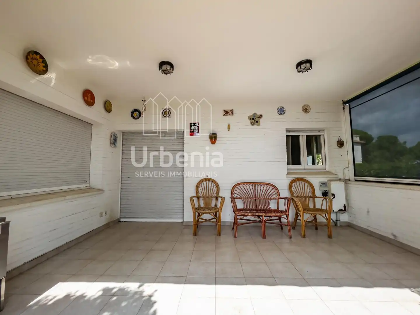 Casa con piscina en venta en Nucli Urbà, imagen 5