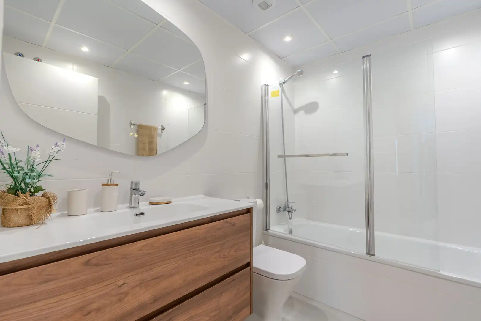 Apartment with pool to rent in Nueva Andalucía, imagen 13