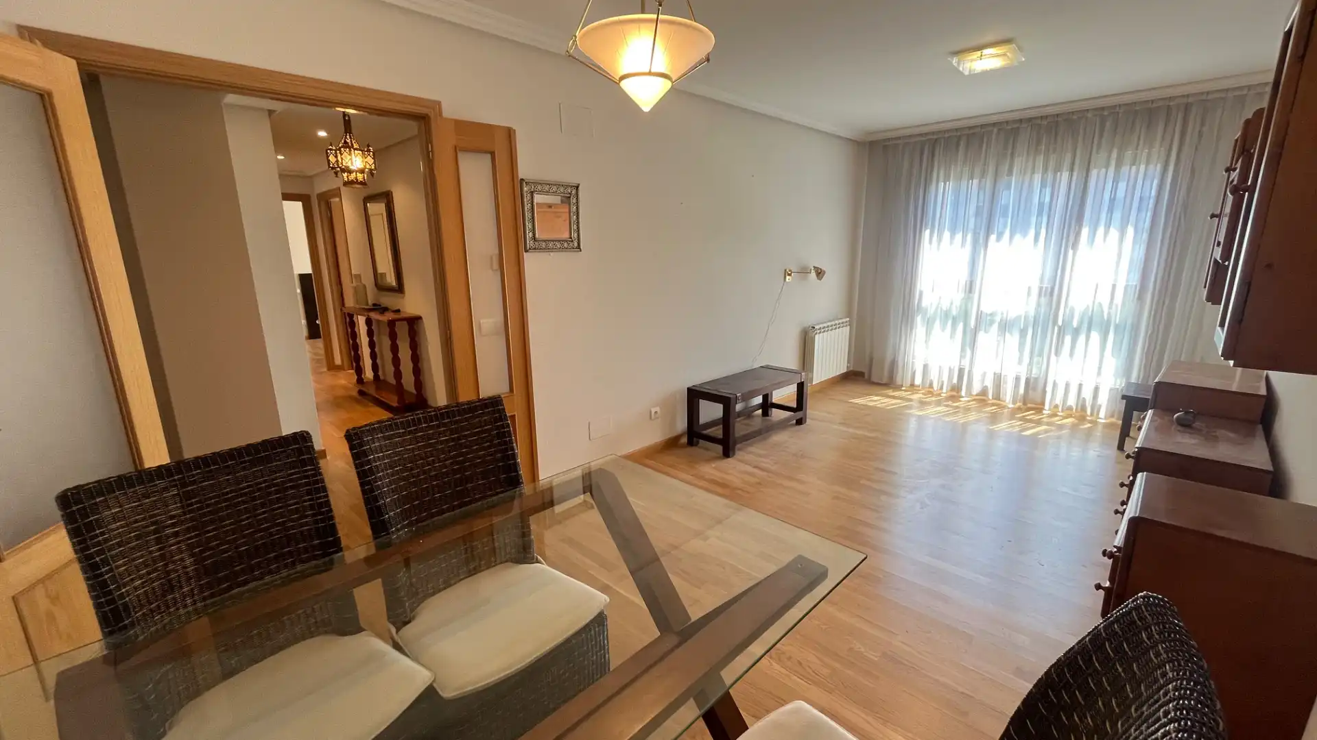 Sala d'estar de Pis en venda en Valladolid amb Calefacció i Parquet