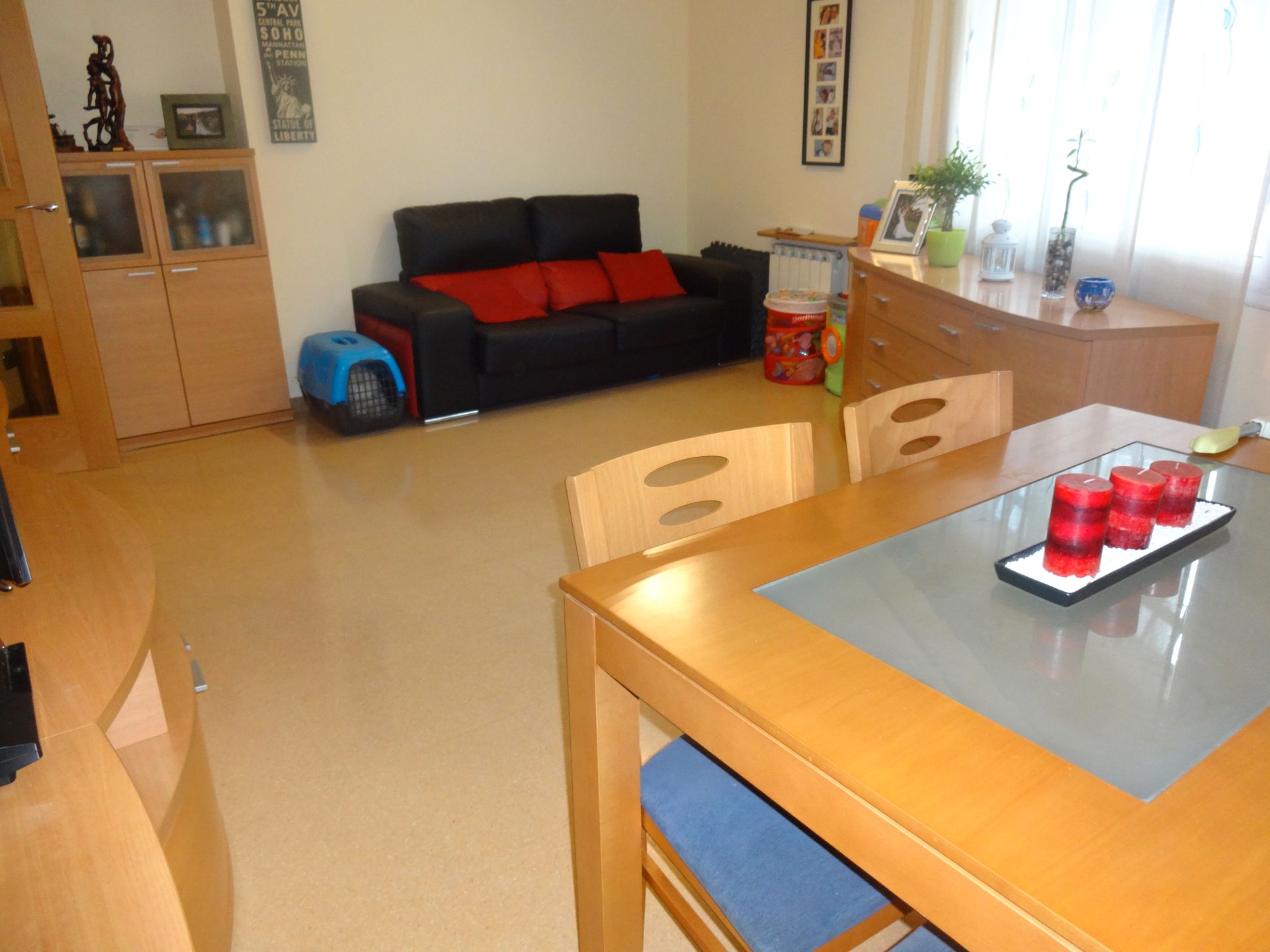 Sala de estar de Piso en venta en Rubí con Aire acondicionado, Calefacción y Amueblado