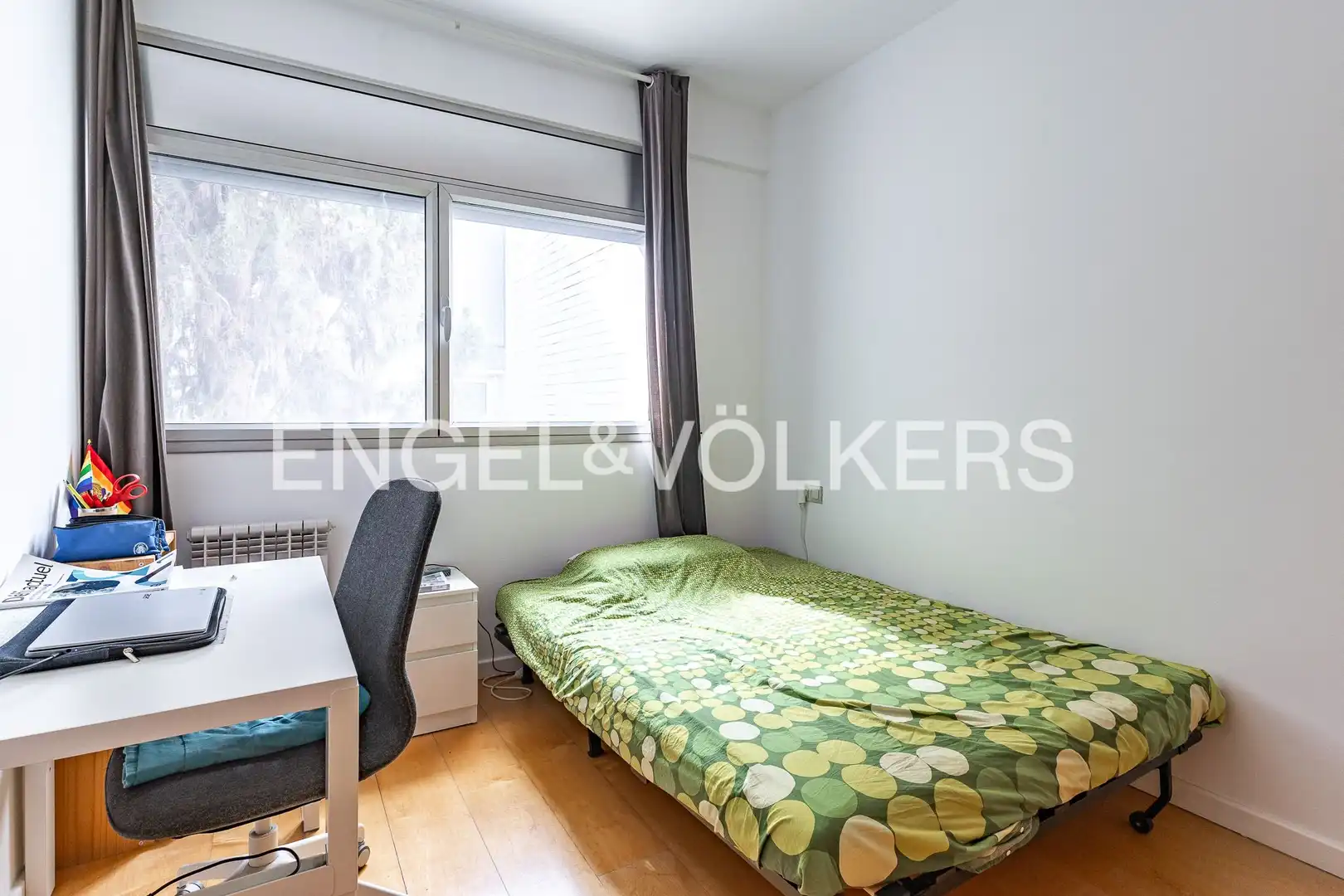 Bedroom of Houses for sale in Barcelona  with Air Conditioner, Heating and Private garden