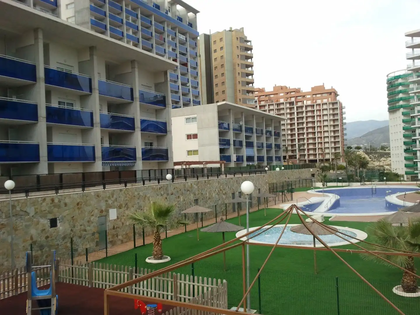 Piscina de Pis en venda en La Cala de Villajoyosa