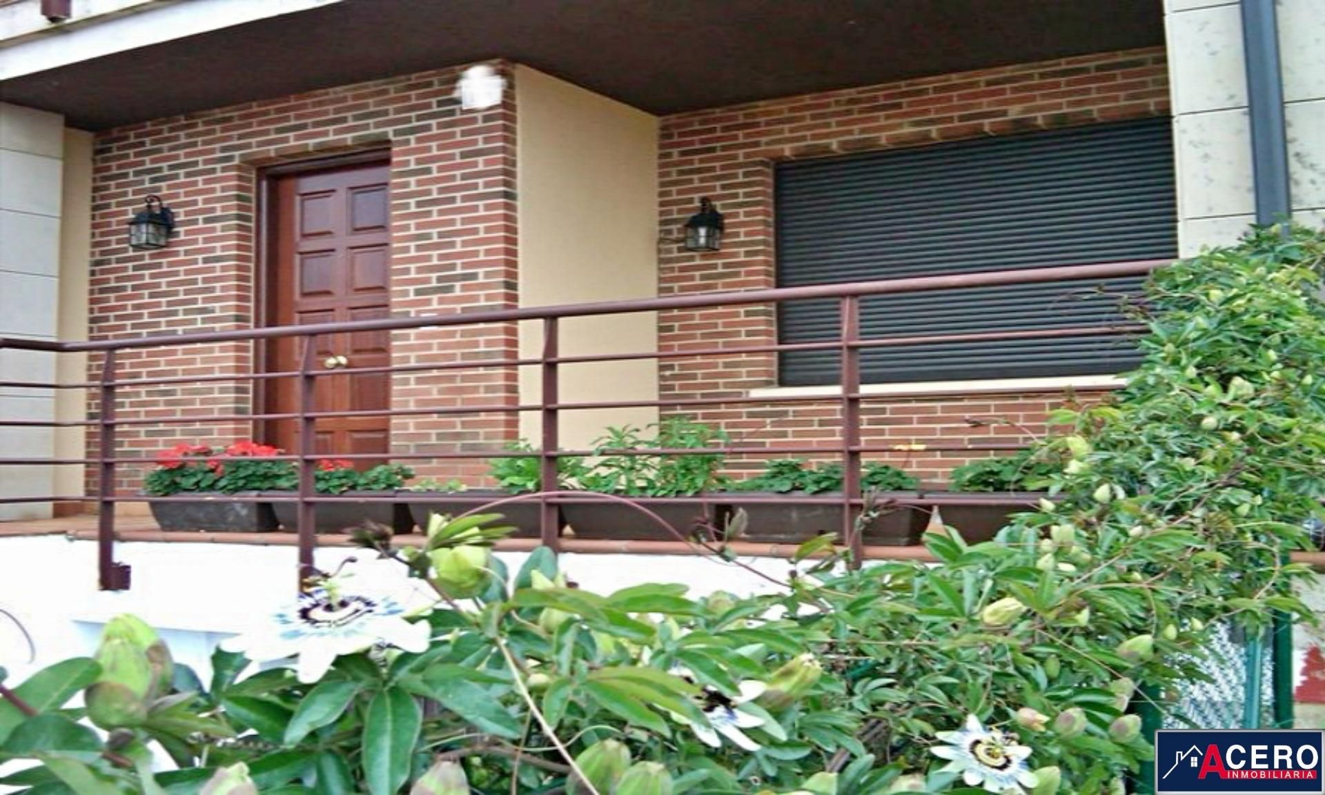 Exterior view of Single-family semi-detached for sale in Piélagos  with Heating, Private garden and Terrace