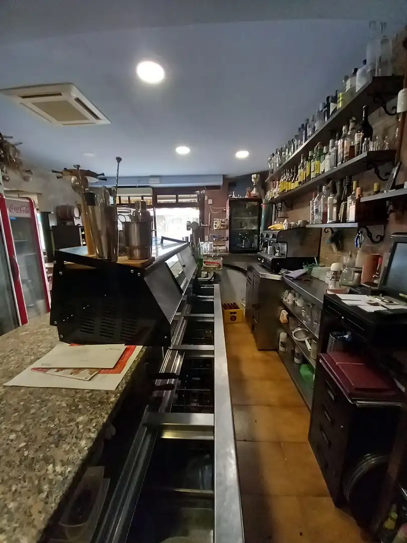 Local en venta en Barcelona con Aire acondicionado y Amueblado