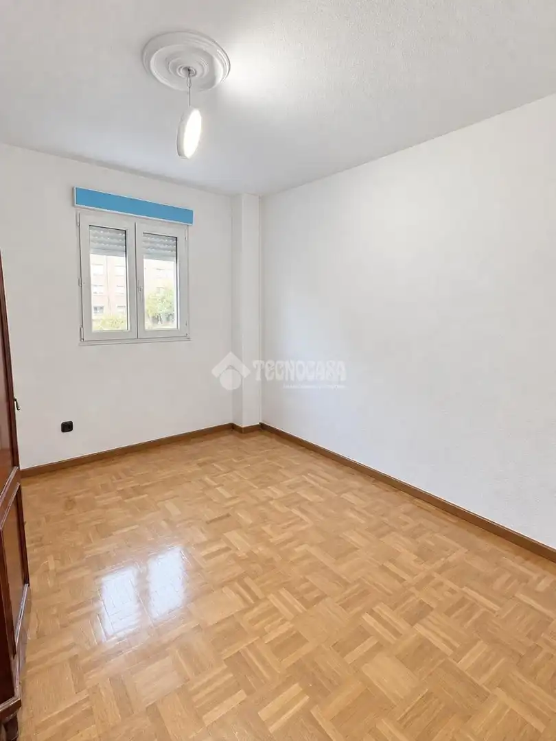 Habitación de Piso en venta en Madrid con Aire acondicionado, Calefacción y Terraza