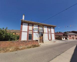 Exterior view of Country house for sale in Villasabariego