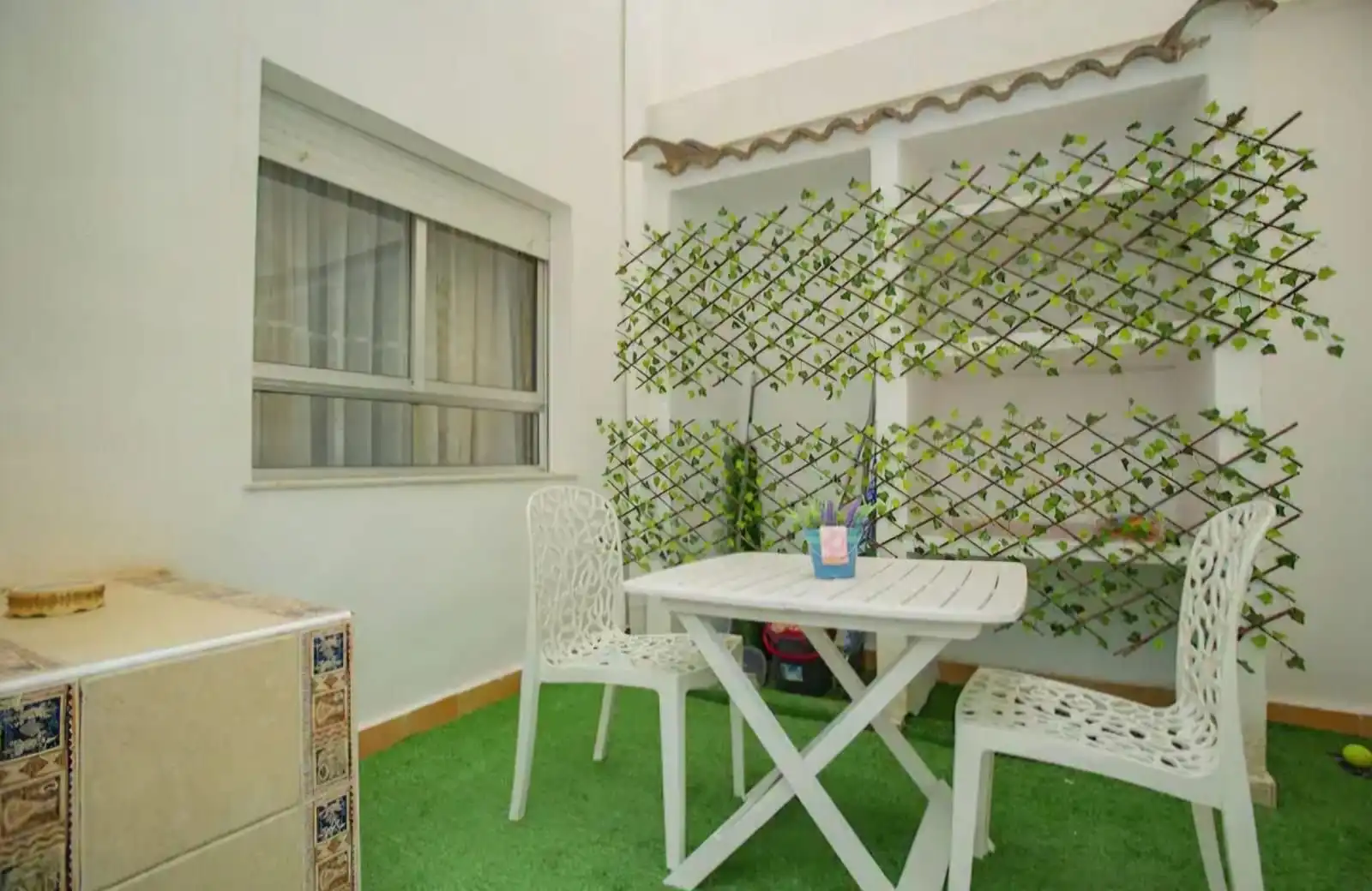Terraza de Apartamento de alquiler en Torrevieja con Aire acondicionado, Amueblado y Internet