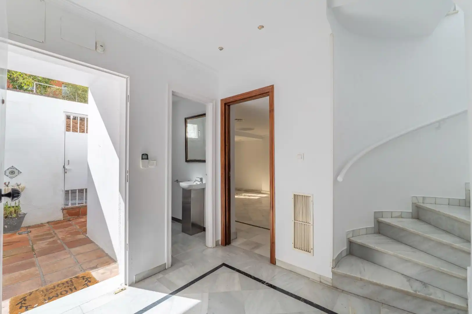 Casa adosada en venta en Granada con Aire acondicionado y Calefacción