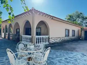 Villa con piscina in vendita a Calle Sector Pp Talle 52, imagen 3