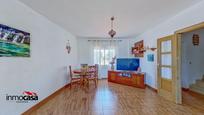 Living room of Single-family semi-detached for sale in Vegas del Genil  with Air Conditioner, Heating and Terrace