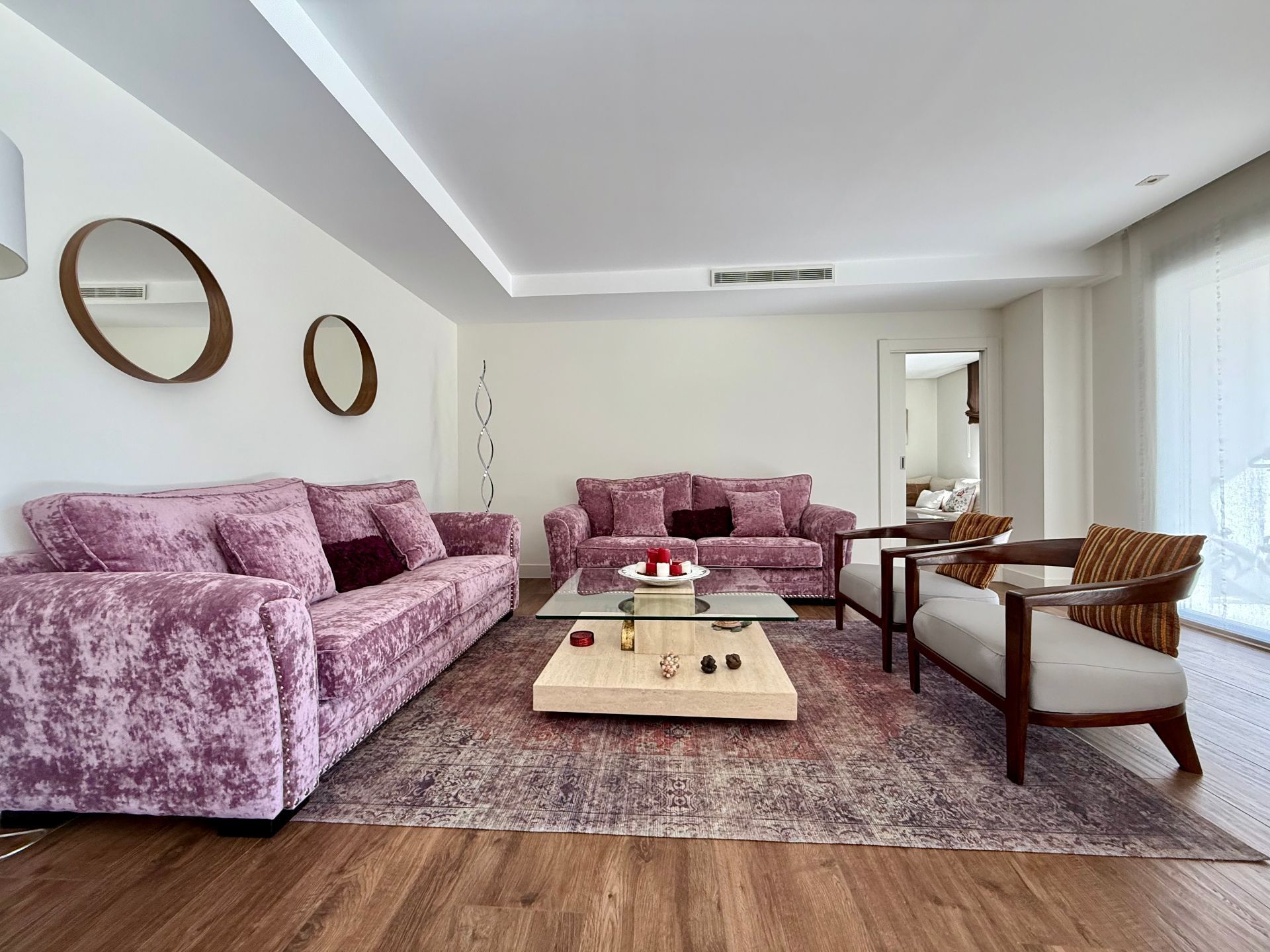 Sala d'estar de Casa o xalet en venda en Boadilla del Monte amb Calefacció, Jardí privat i Traster