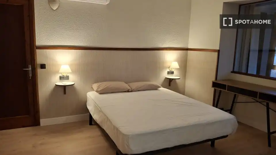 Habitación de Piso para compartir en  Palma de Mallorca con Aire acondicionado, Calefacción y Amueblado