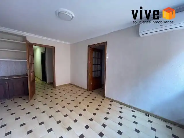 Flat with lift to rent in Casco Antiguo, imagen 5